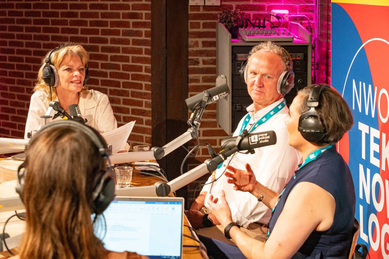 Foto gemaakt tijdens de opname van deze podcast. (Foto: popuppodcast.studio)